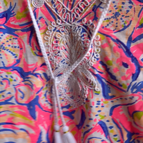 Beautiful colorful design tunic - Picture 3 of 4